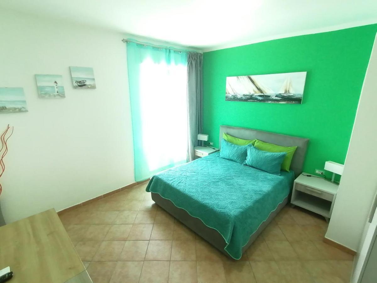 B&B Il Corallo La Maddalena  Extérieur photo